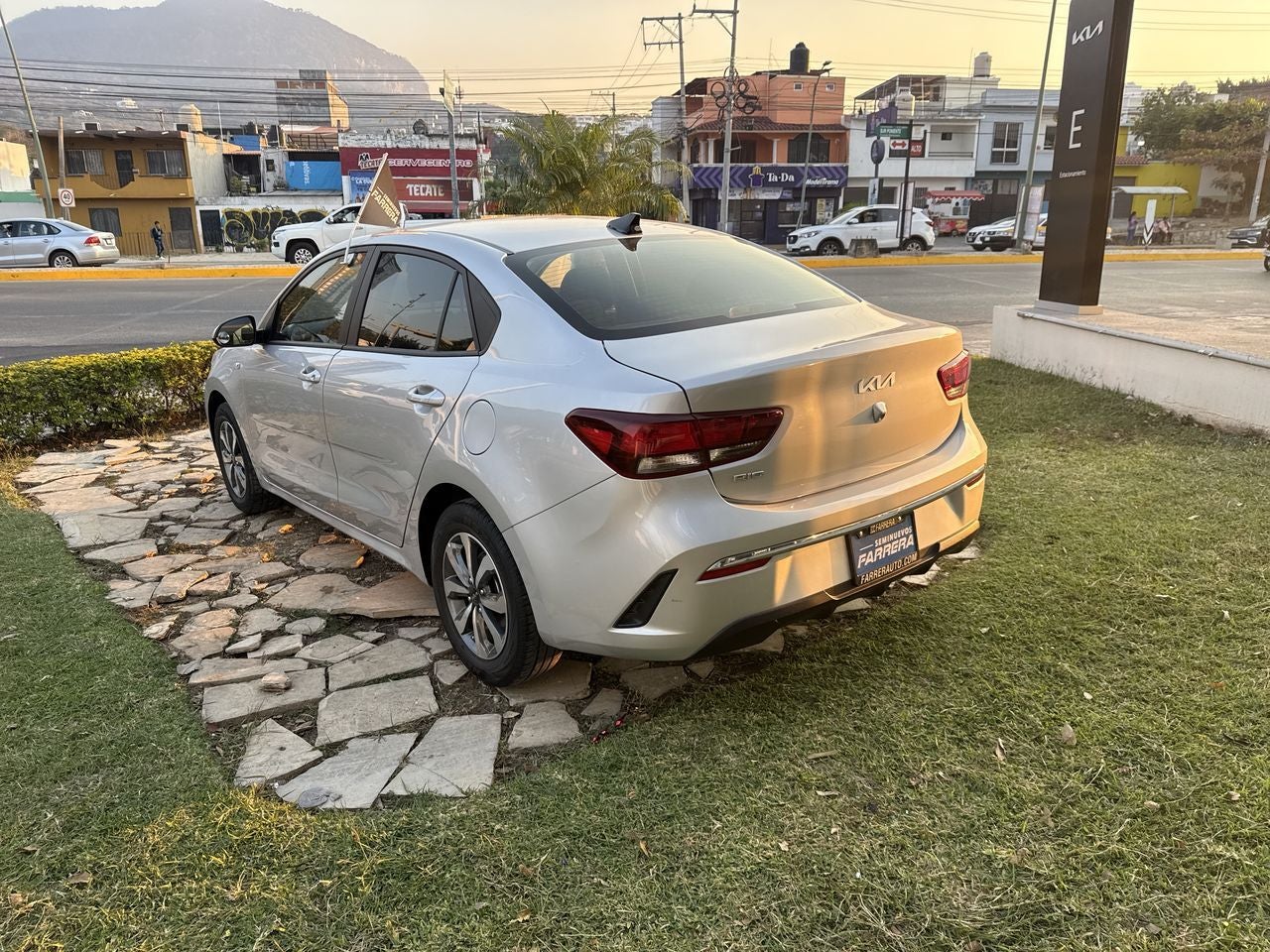 2023 Kia Rio 1.6 Sedan LX Mt