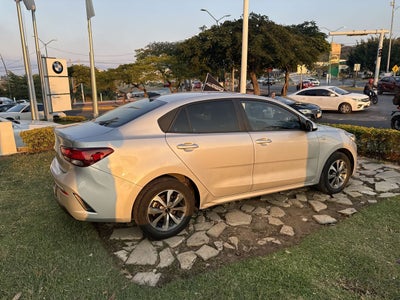 2023 Kia Rio 1.6 Sedan LX Mt