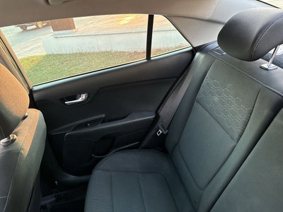 2023 Kia Rio 1.6 Sedan LX Mt