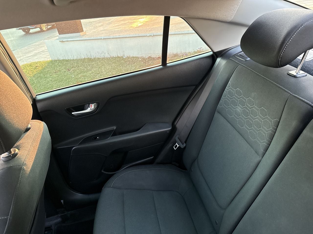 2023 Kia Rio 1.6 Sedan LX Mt