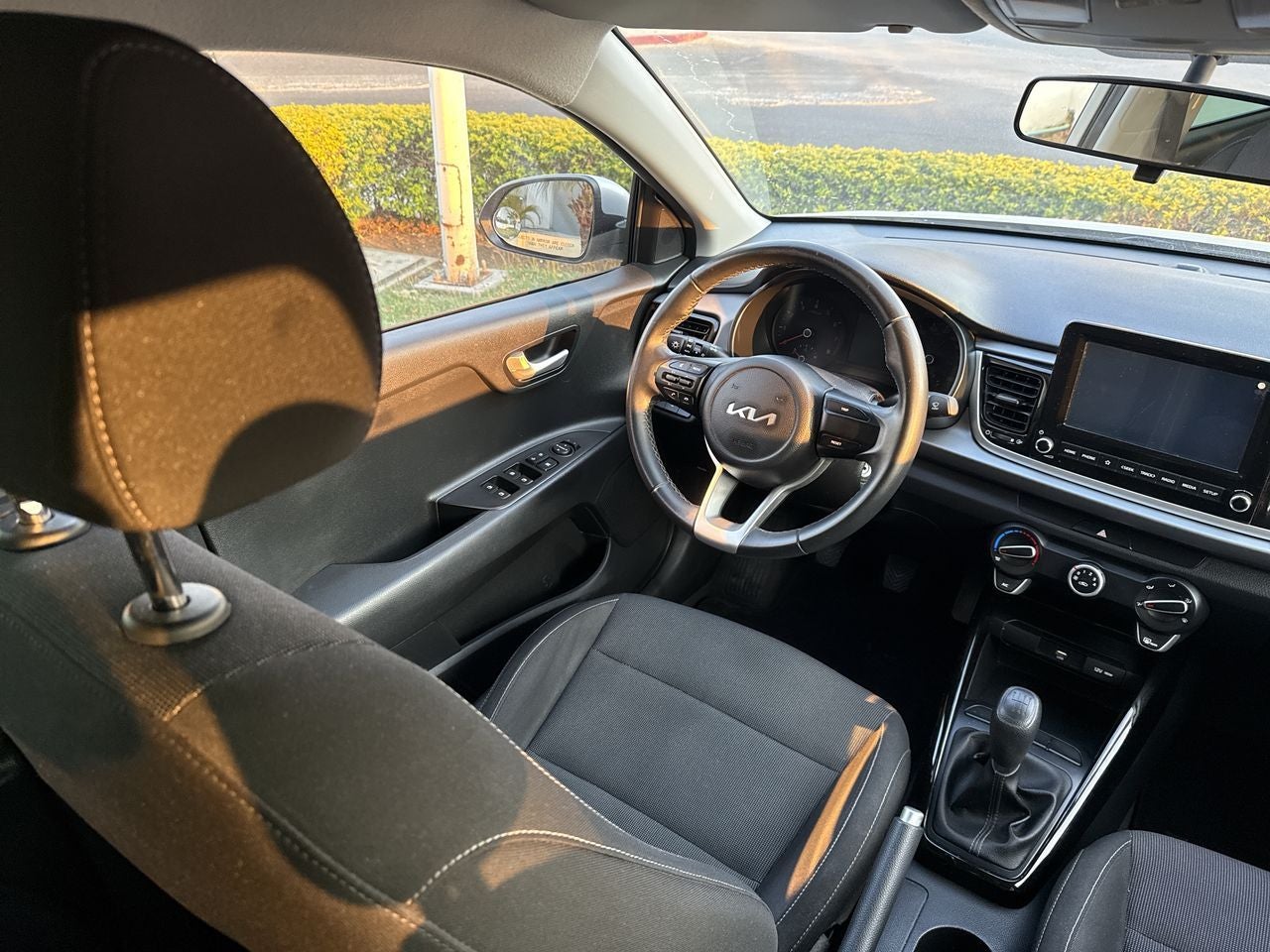 2023 Kia Rio 1.6 Sedan LX Mt