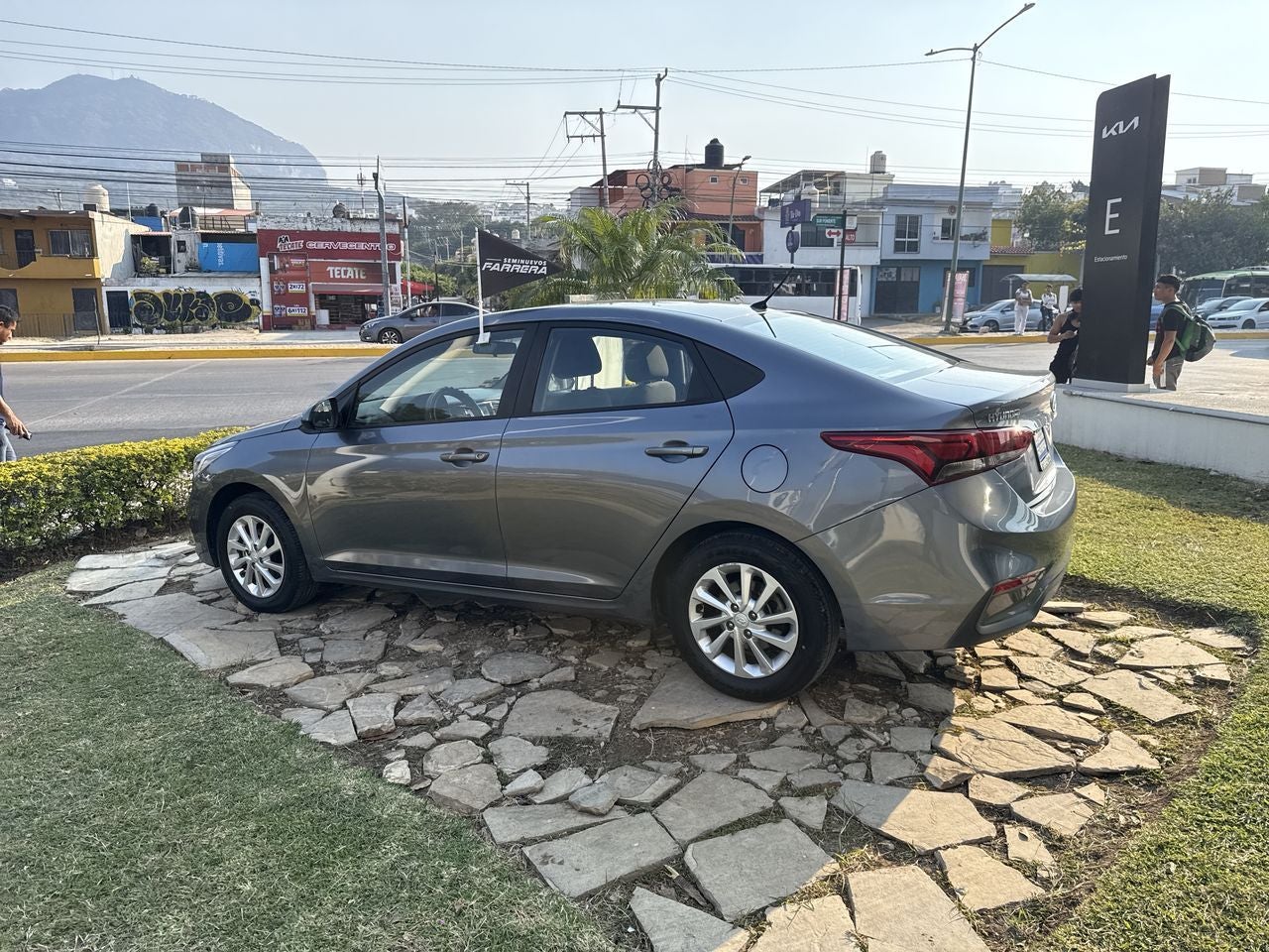 2020 Hyundai Accent 1.6 Sedan Gl Mid Mt