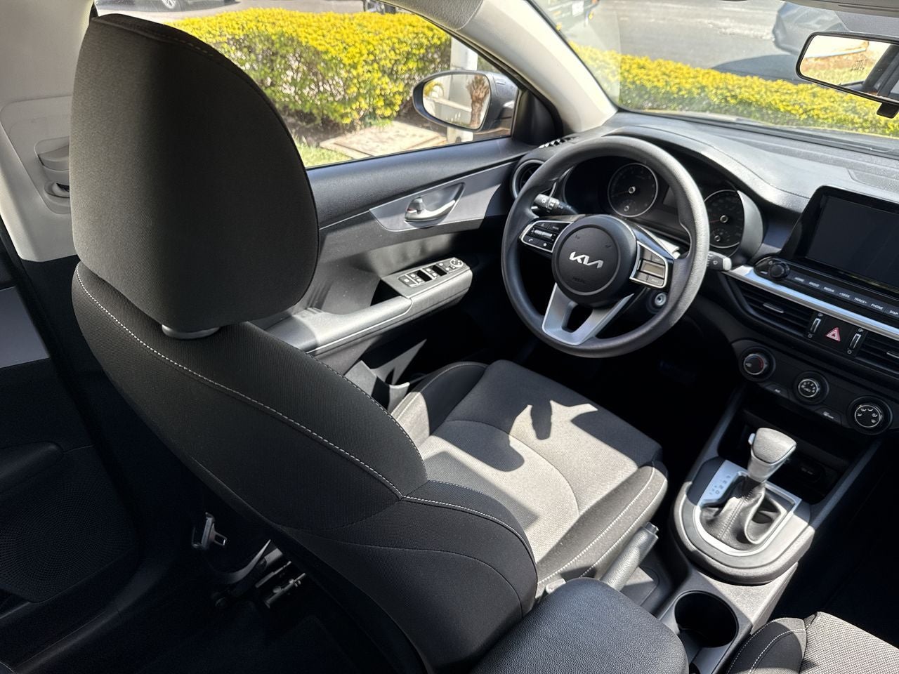 2022 Kia Forte 2.0 L At