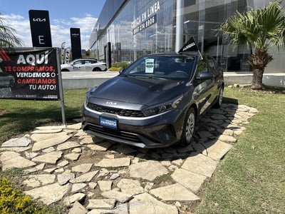 2022 Kia Forte 2.0 L At