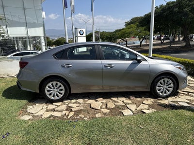 2023 Kia Forte 2.0 L Sedan At