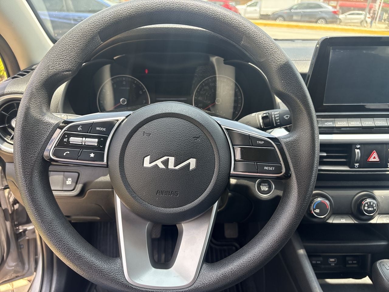 2024 Kia Forte 2.0 Lx Sedan At