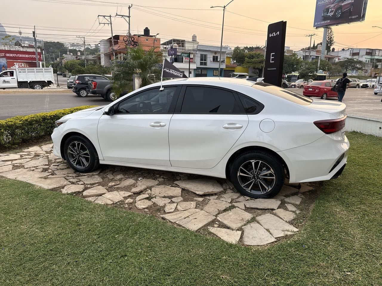 2024 Kia Forte 2.0 Lx Sedan At