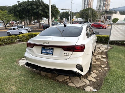 2024 Kia Forte 2.0 Lx Sedan At