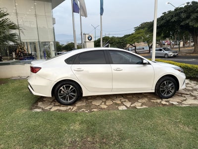 2024 Kia Forte 2.0 Lx Sedan At