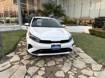 2024 Kia Forte 2.0 Lx Sedan At