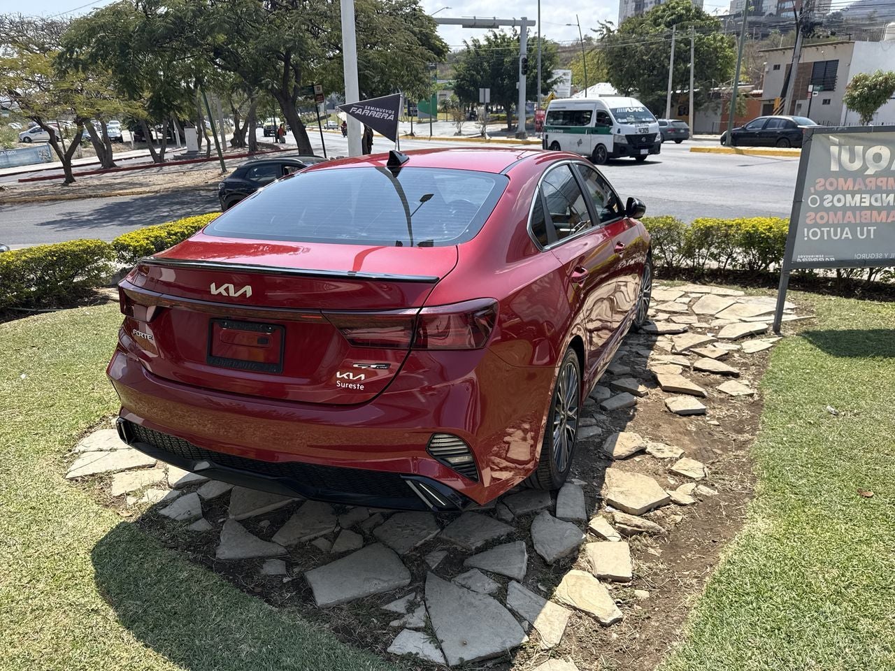 2023 Kia Forte 2.0 GT Line Sedan At