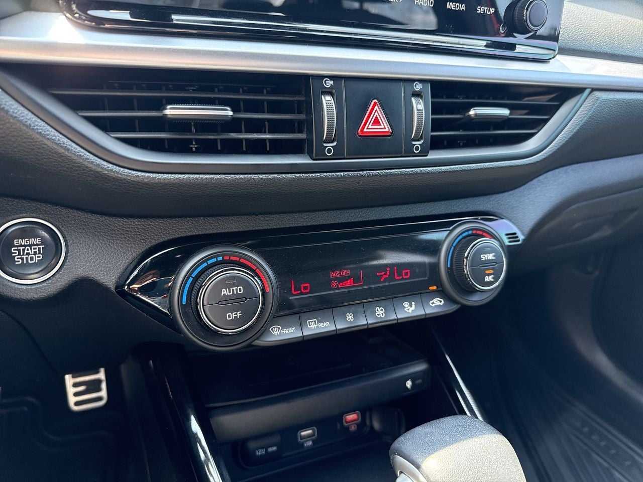 2023 Kia Forte 2.0 GT Line Sedan At