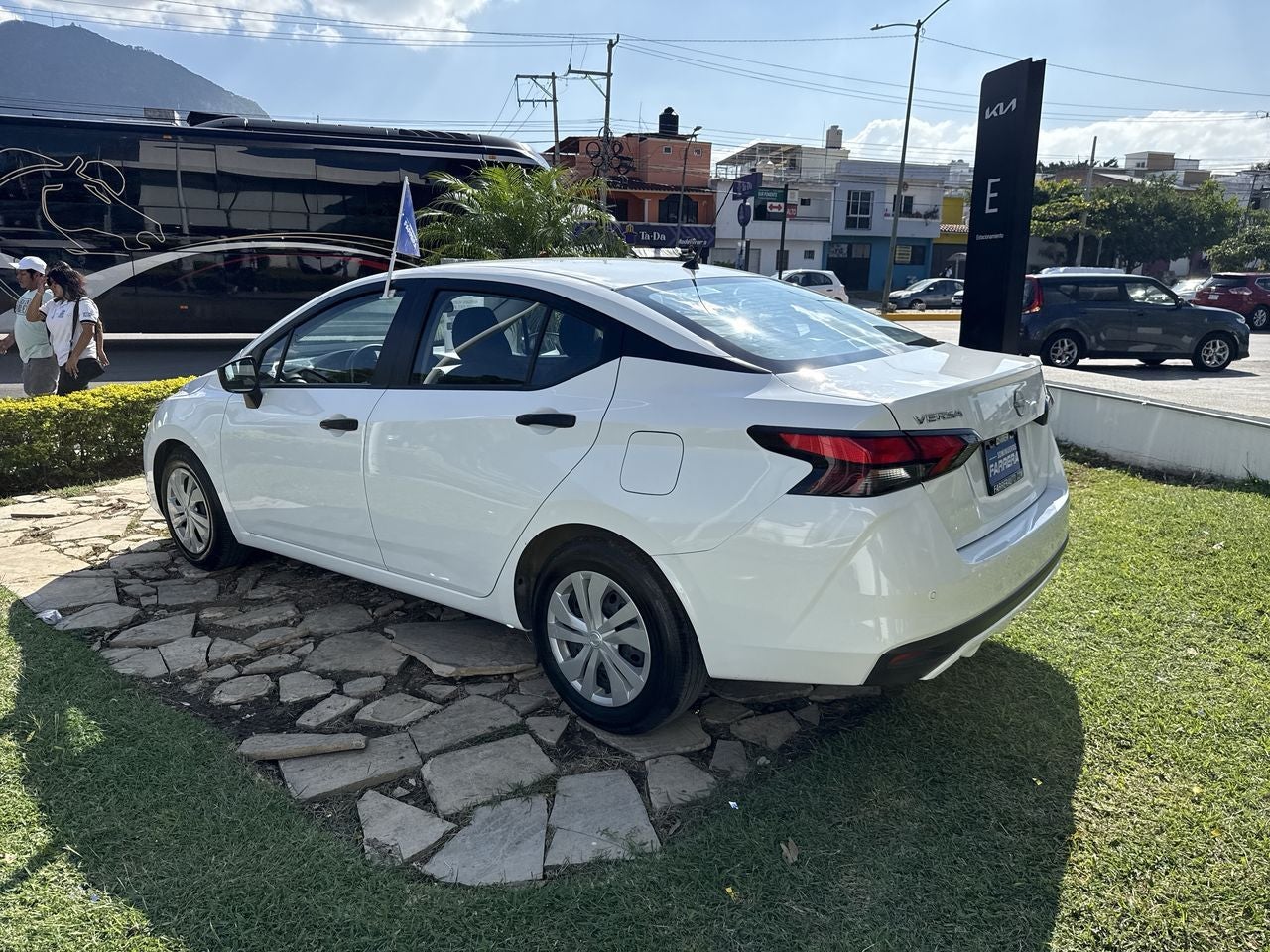 2024 Nissan Versa 1.6 Sense At