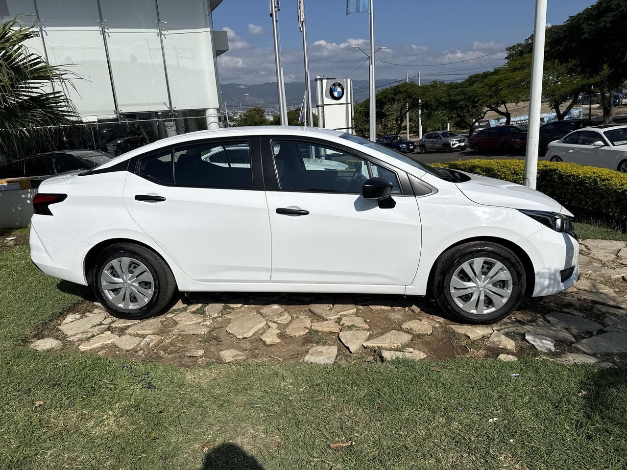 2024 Nissan Versa 1.6 Sense At