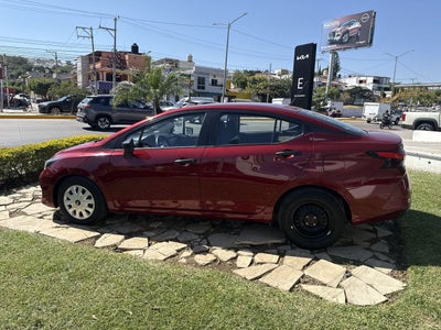2024 Nissan Versa 1.6 Sense At