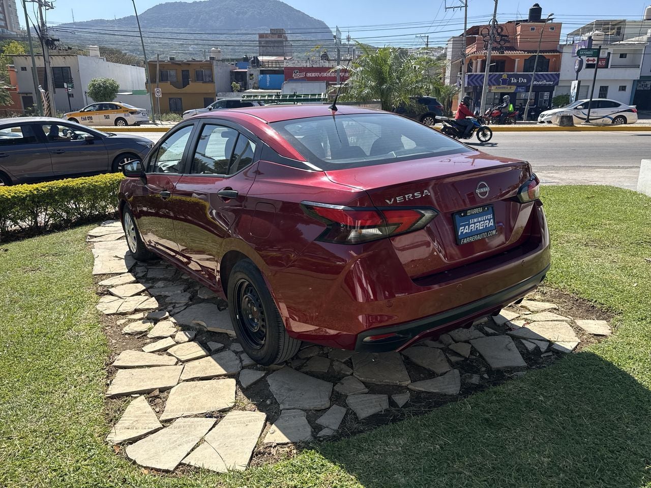 2024 Nissan Versa 1.6 Sense At