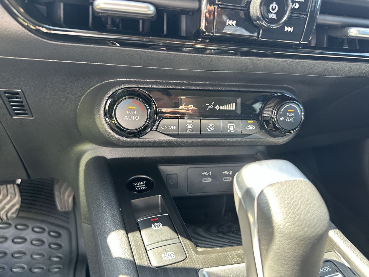 2025 Nissan Kicks 2.0 Advance At
