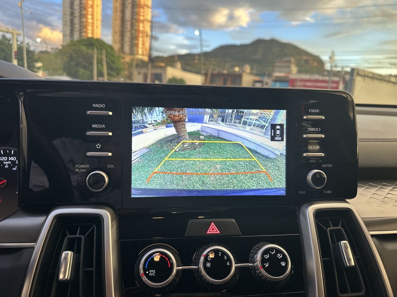 2022 Kia Sorento 2.5 Lx At