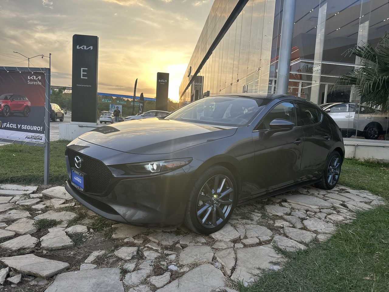 2024 Mazda Mazda 3 2.5 i Grand Touring HB At
