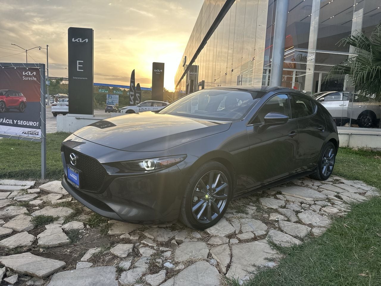 2024 Mazda Mazda 3 2.5 i Grand Touring HB At