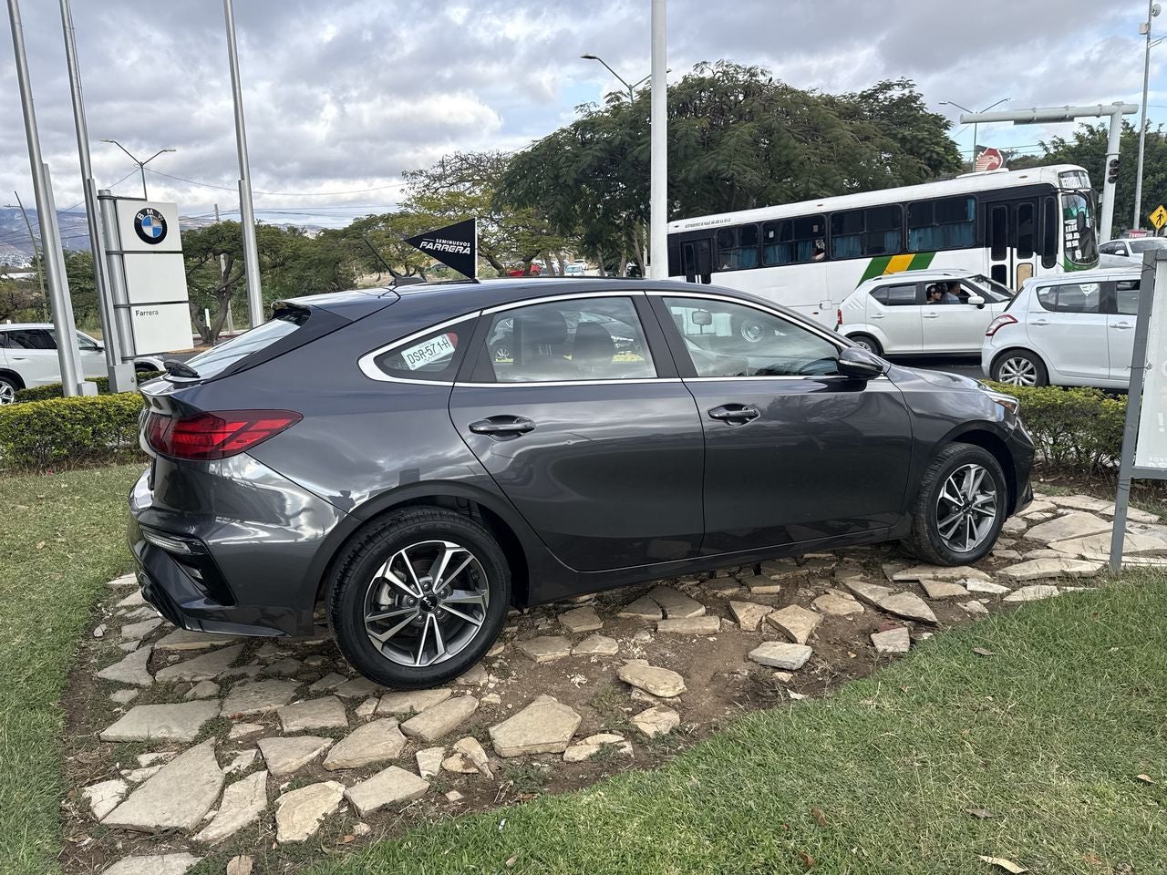 2023 Kia Forte 2.0 Hb Ex At