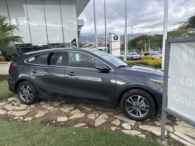 2023 Kia Forte 2.0 Hb Ex At