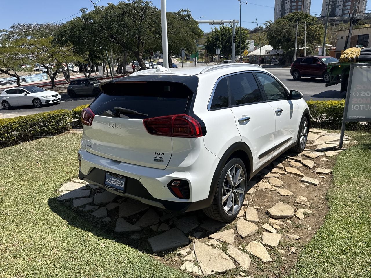 2022 Kia Niro 1.6 EX Híbrido Piel At