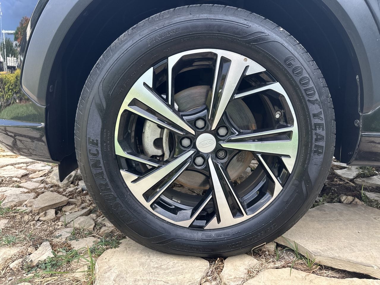 2023 JAC SEI6 1.5 Limited At