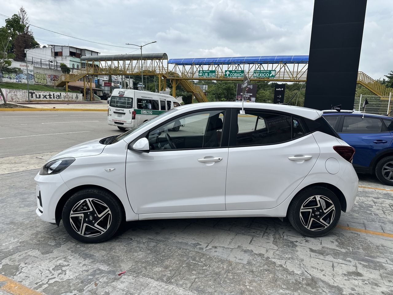2024 Hyundai Grand i10 1.2 Gl Mid Sedan At
