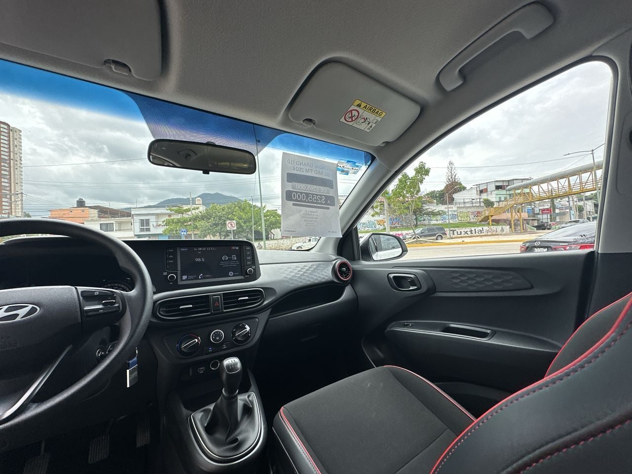 2024 Hyundai Grand i10 1.2 Gl Mid Sedan At