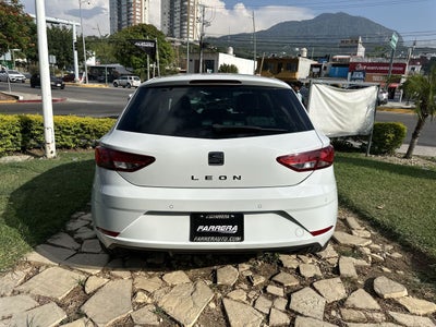 2019 Seat Leon 1.4 Style 5p 150HP Dsg